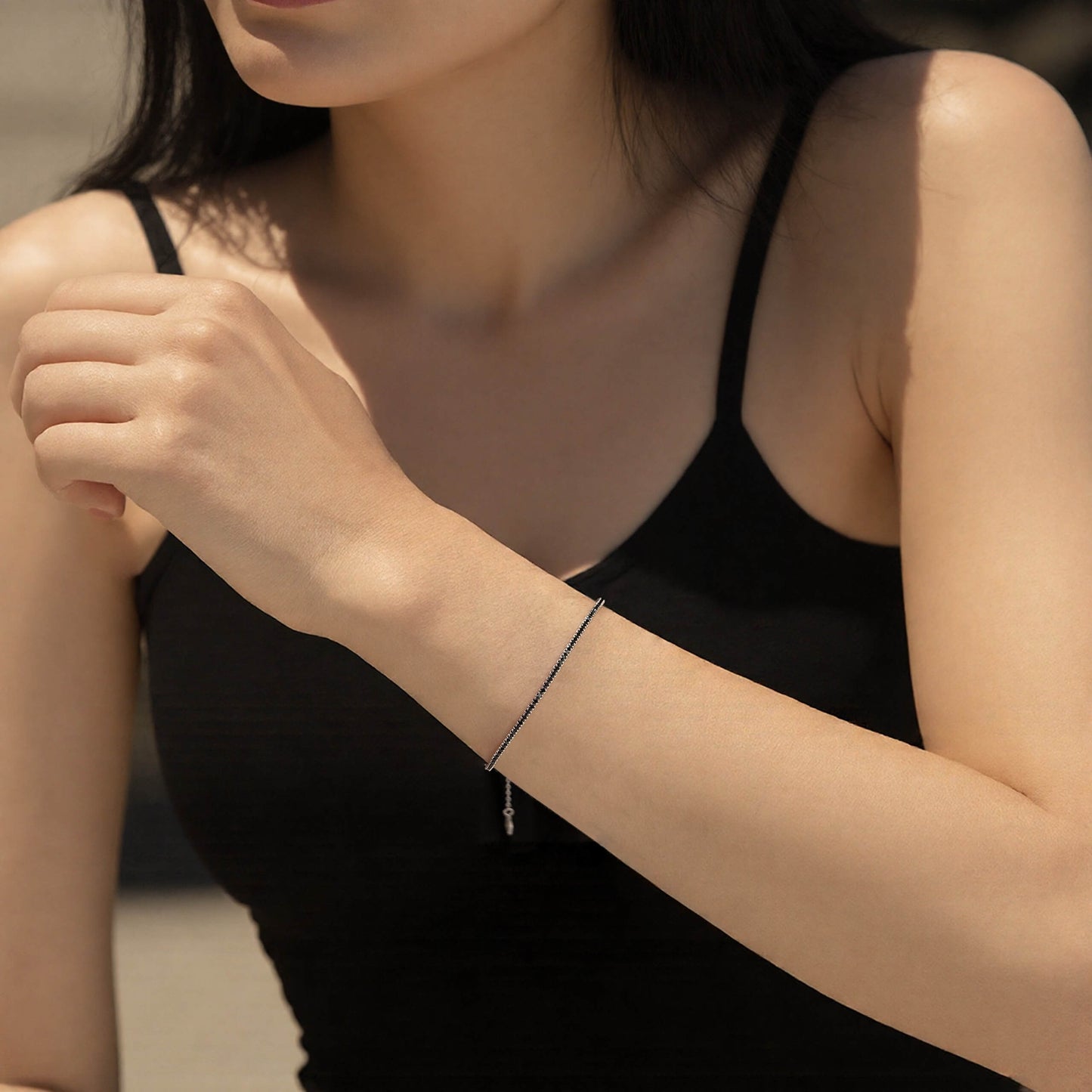 Noire Tennis Bracelet