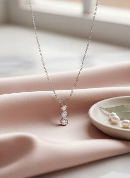 Silver Aviel Necklace